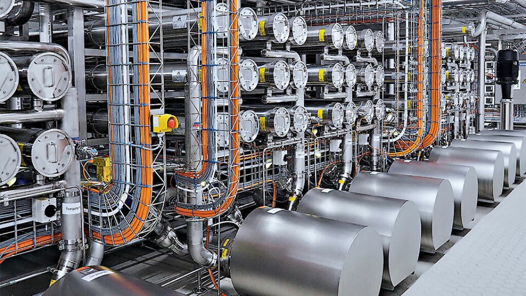RO HighTS Anlage zur Aufkonzentration von 120.000 l/h Schnittk&auml;se‑Molke &ndash; Membranfiltrations‑ und Umkehrosmose‑System von ALPMA zur Herstellung eines hochkonzentrierten Molkenkonzentrats.